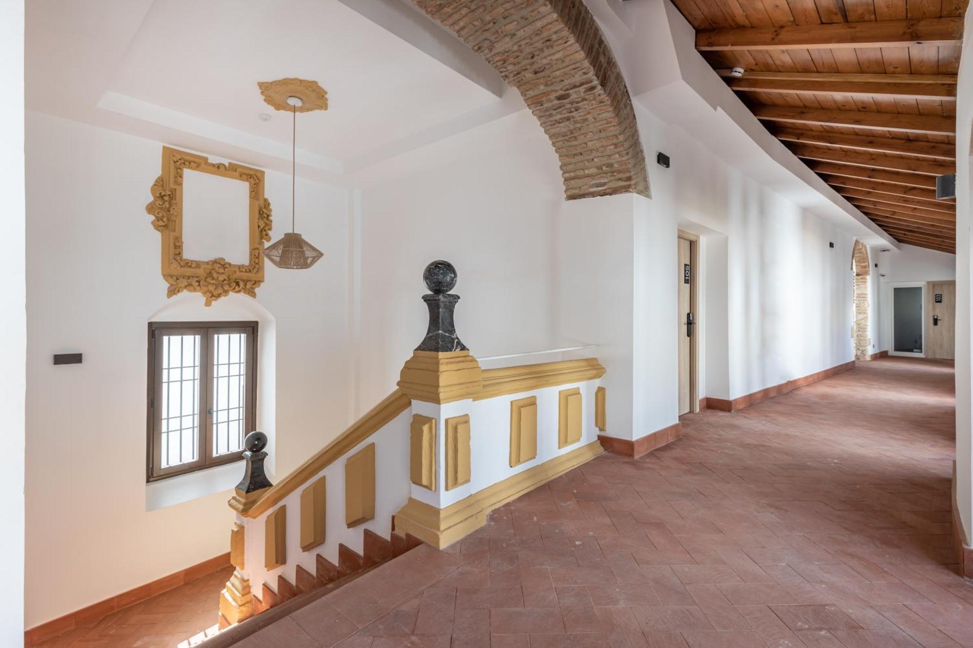 Albergue Líbere Córdoba Patio Santa Marta Exterior foto Interior of the museum